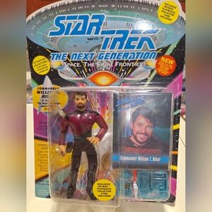 Commander William T Riker Star Trek TNG MOC Playmates Action Figure 1993. Includ